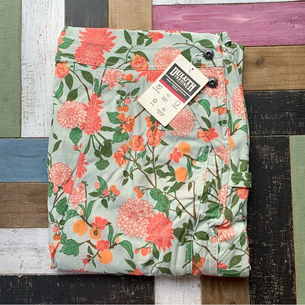 NWT Duluth XXL x31L Heirloom Gardening Bib Overalls Mint Summer Dahlia Bibs Farm - Picture 3 of 9